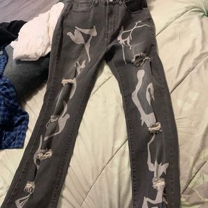 I added 2 pictures off shein so you could see them better.